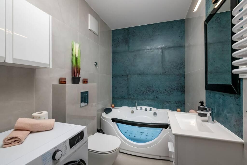 Loveroom Ukosna Jacuzzi Apartment *